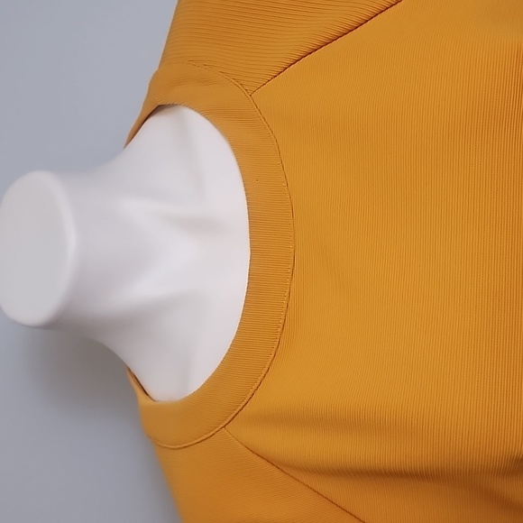 Mustard Seed Yellow Embroidered Bird Crop Top - Picture 3 of 12